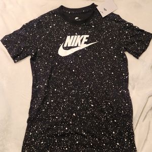 Boys Nike t shirt